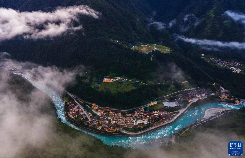 贡山独龙族怒族自治县剧团新项目，探索与突破的旅程